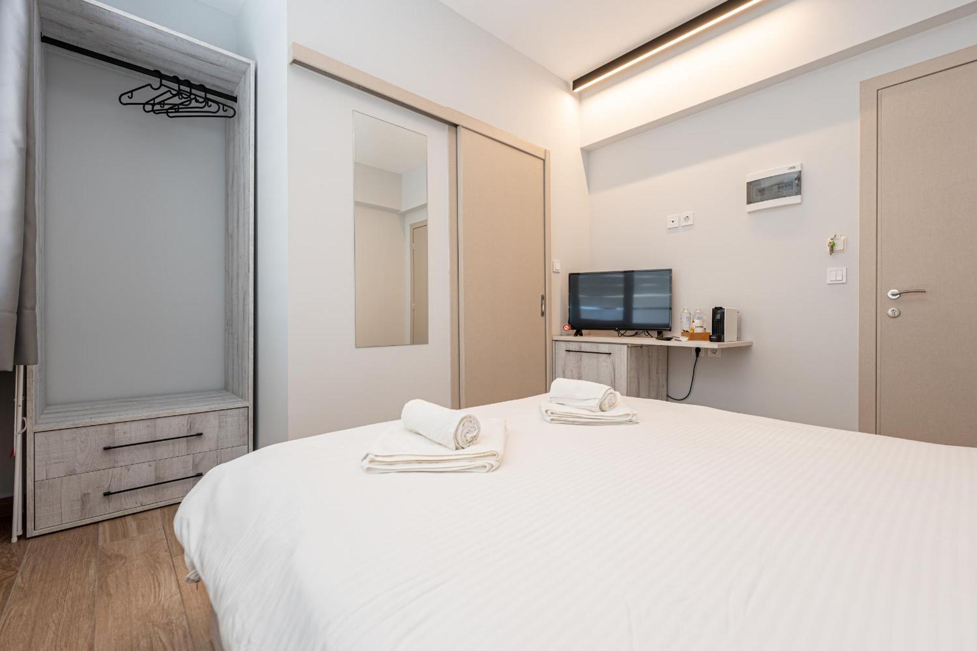 Centralviewsuites Nea Moudania Exterior photo